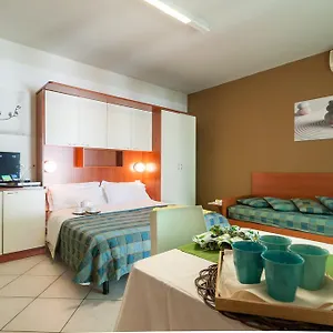 Апарт-отель Riviera, Римини